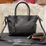 Bolsa Prada Vitello Daino - Preto