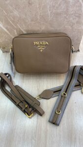 Bolsa Prada Daino Vitello - Cinza Argila