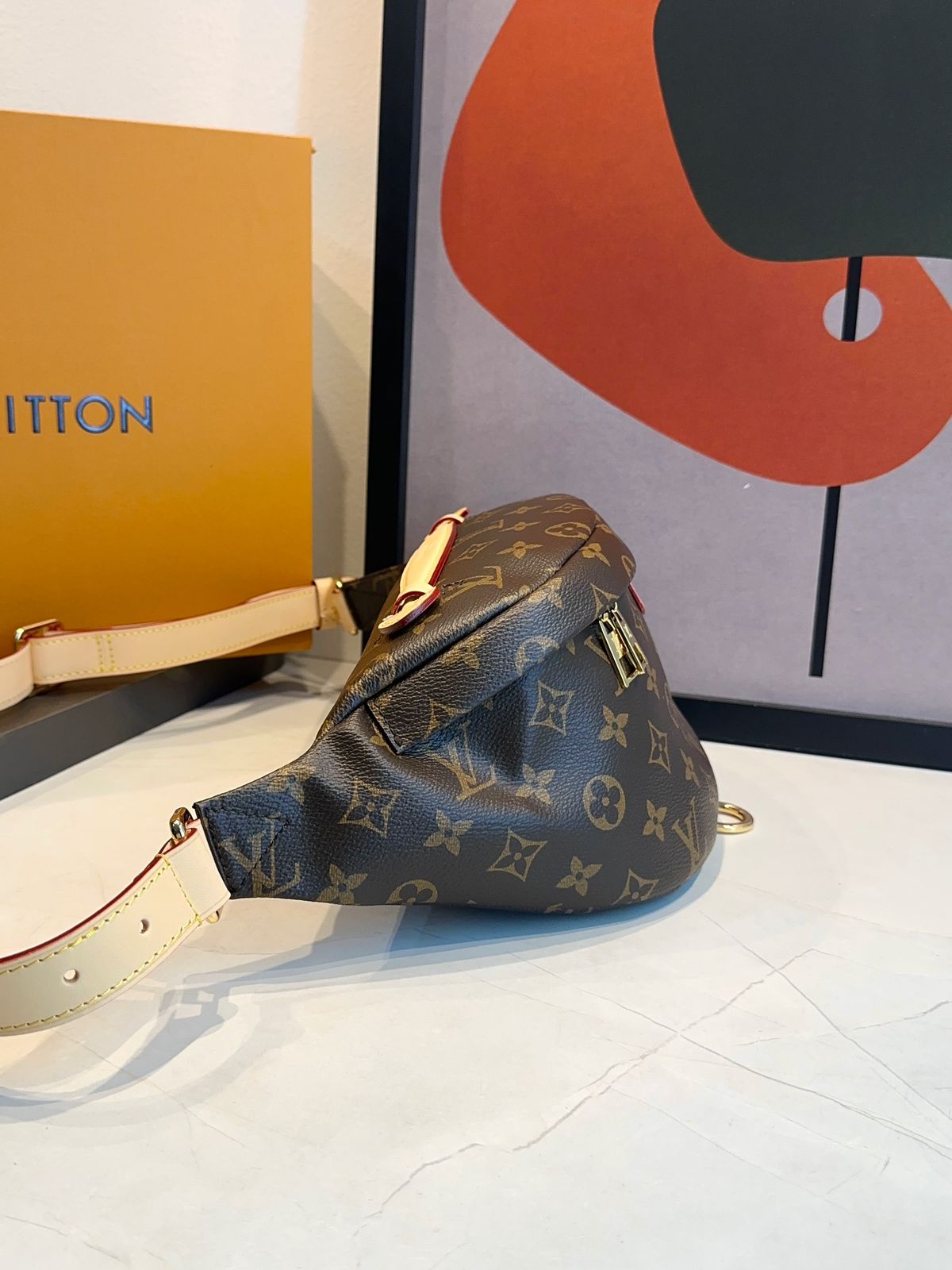 Pochete Louis Vuitton Bumbag - Imagem 4