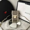 Bolsa Gucci Horsebit Mini - Bege/Branco