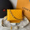 Bolsa Louis Vuitton Coussin PM Vuittamins - Amarelo