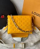 Bolsa Louis Vuitton Coussin PM Vuittamins - Amarelo