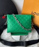 Bolsa Louis Vuitton Coussin PM Vuittamins  - Verde