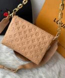 Bolsa Louis Vuitton Coussin PM Vuittamins  - Caramelo