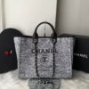 Bolsa Chanel Tote Fibra - Cinza/Preto