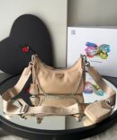 Bolsa Prada Re-Nylon - Dourado