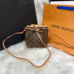 Bolsa Louis Vuitton Nano Noé - Marrom