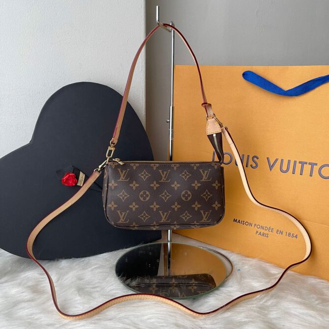 Bolsa Louis Vuitton Pochette Accessoires
