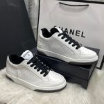 Tênis Chanel Cano Baixo - Branco/Preto