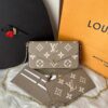 Pochete Louis Vuitton Félicie - Bege