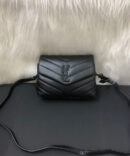 Bolsa Saint Laurent Loulou Toy - Preto