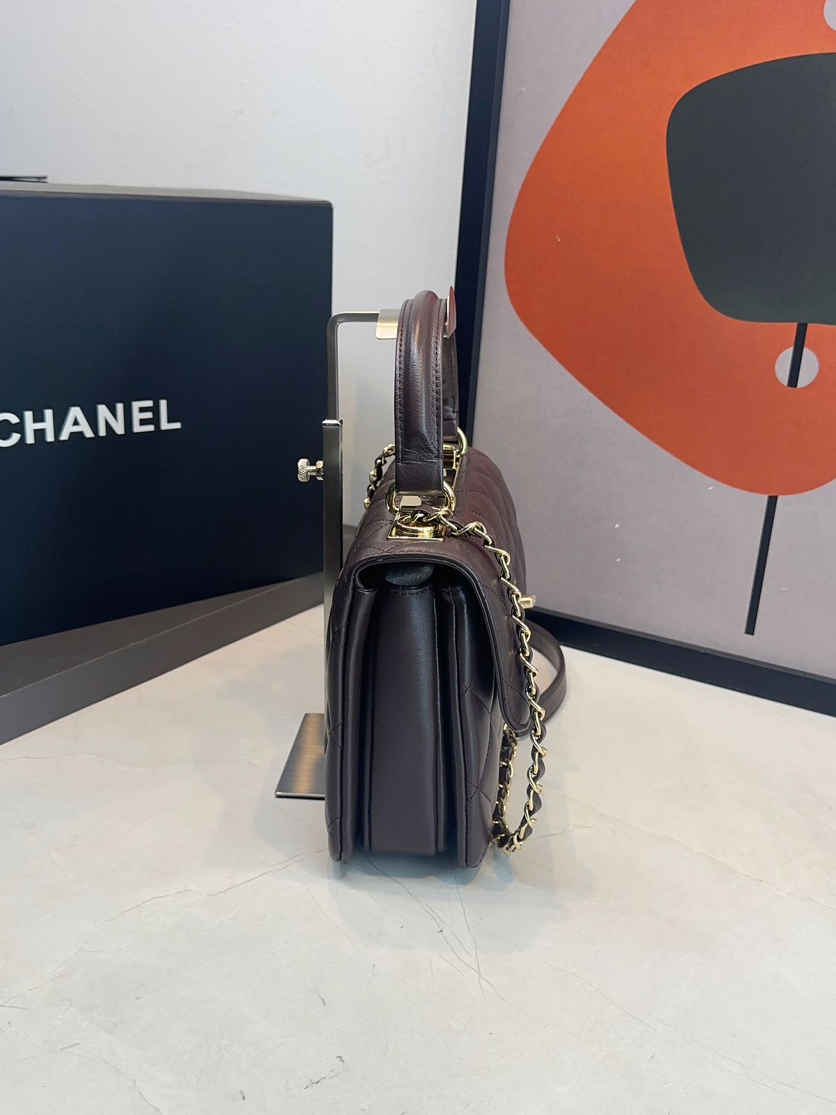 Bolsa Chanel Matelassê com Aba - Imagem 15