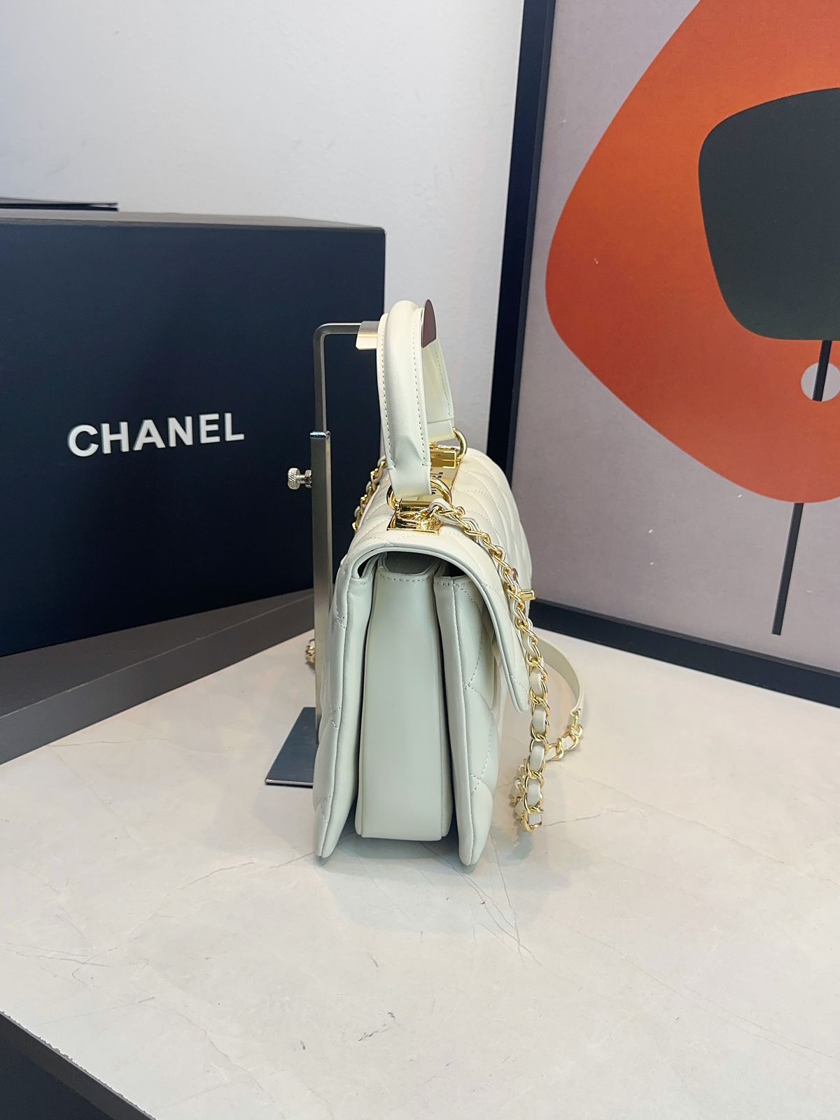 Bolsa Chanel Matelassê com Aba - Imagem 27