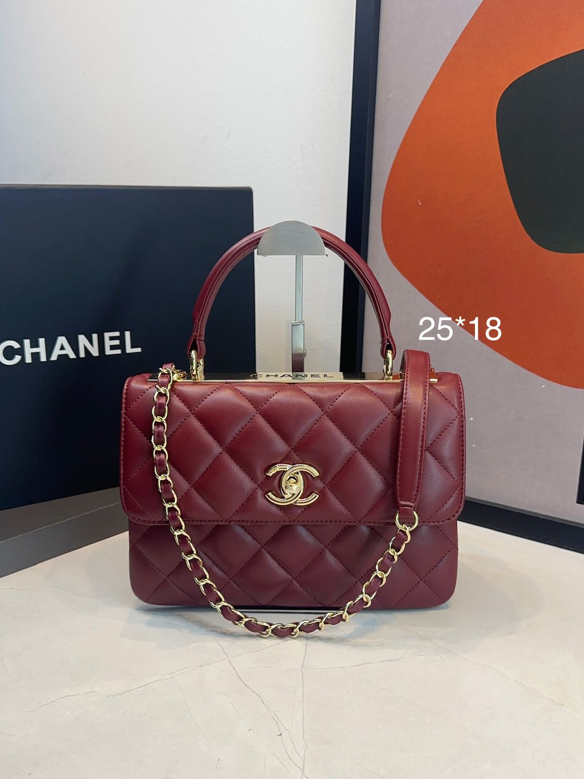 Bolsa Chanel Matelassê com Aba - Imagem 35
