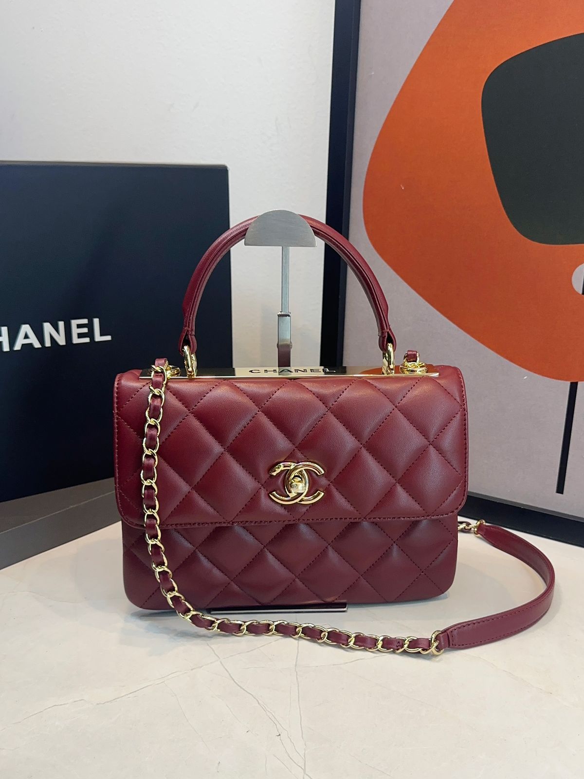 Bolsa Chanel Matelassê com Aba - Imagem 36