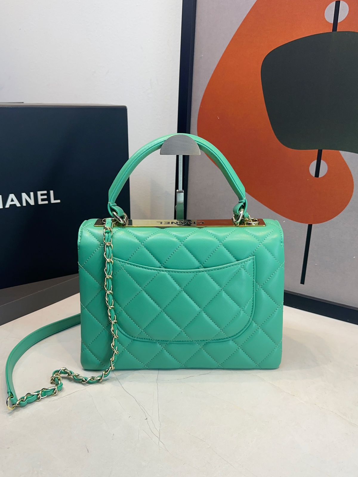 Bolsa Chanel Matelassê com Aba - Imagem 49