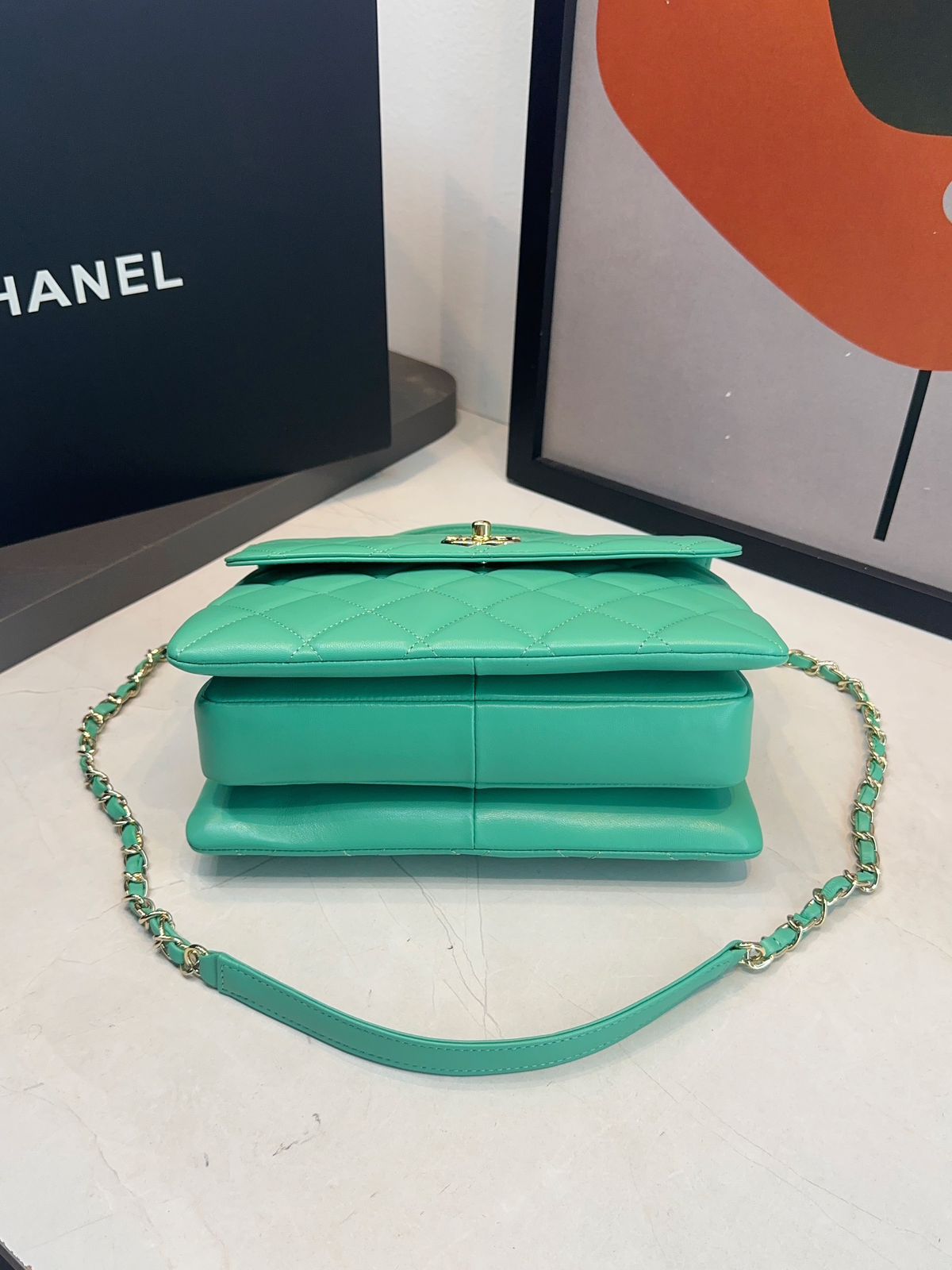 Bolsa Chanel Matelassê com Aba - Imagem 52