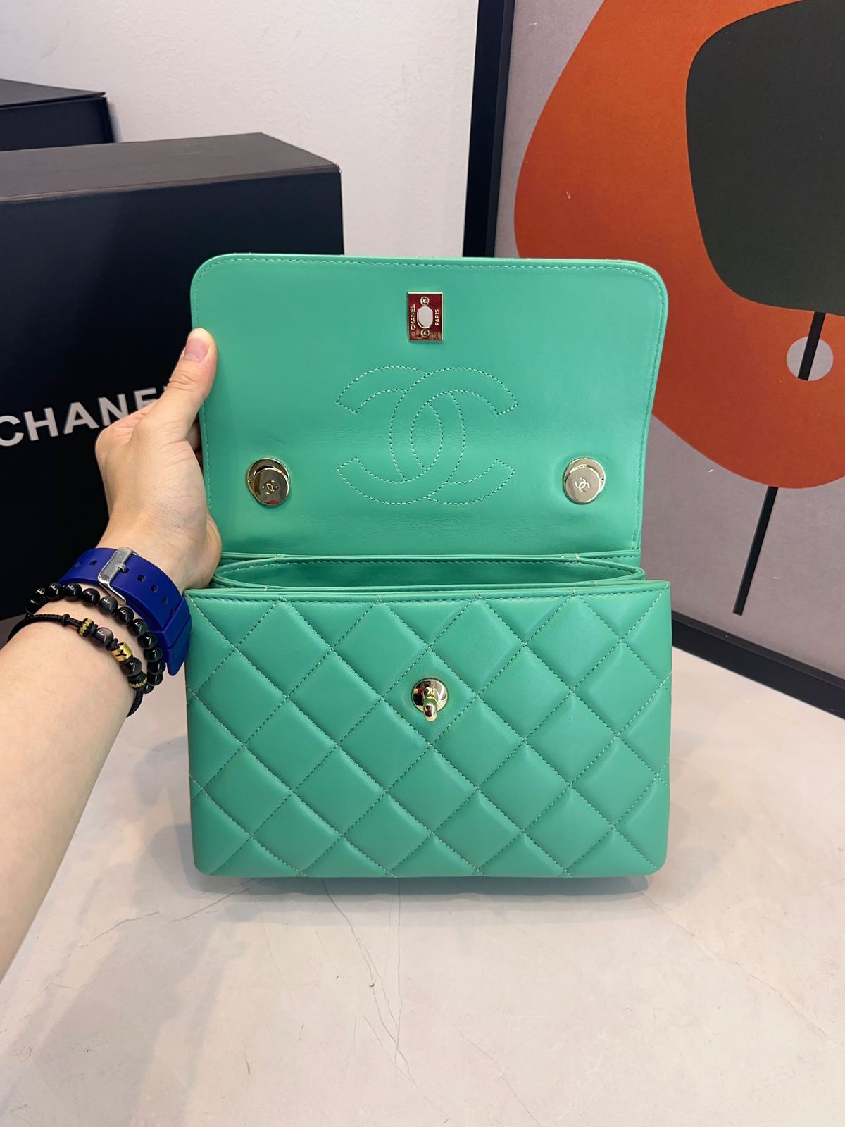 Bolsa Chanel Matelassê com Aba - Imagem 53