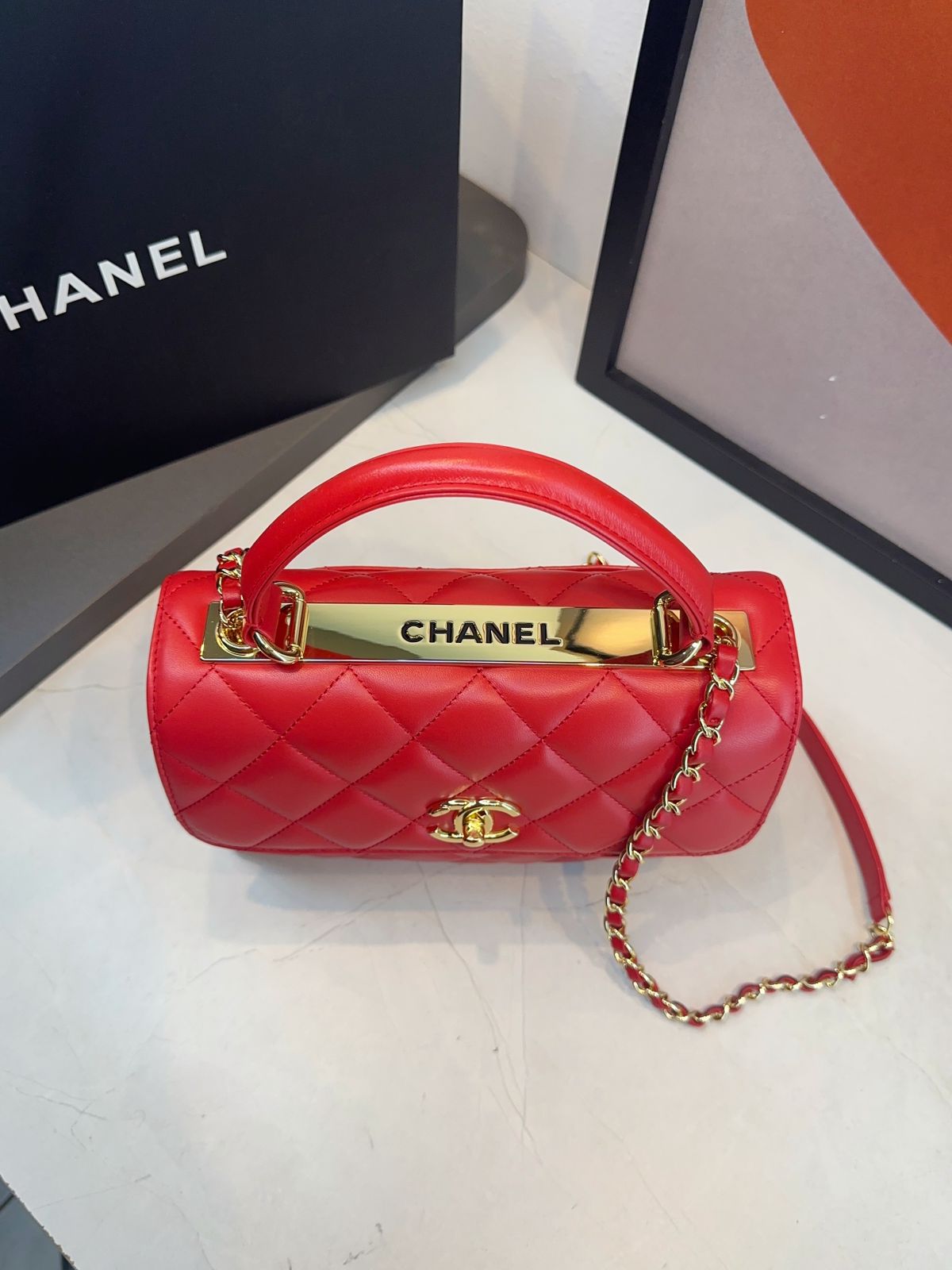 Bolsa Chanel Matelassê com Aba - Imagem 62