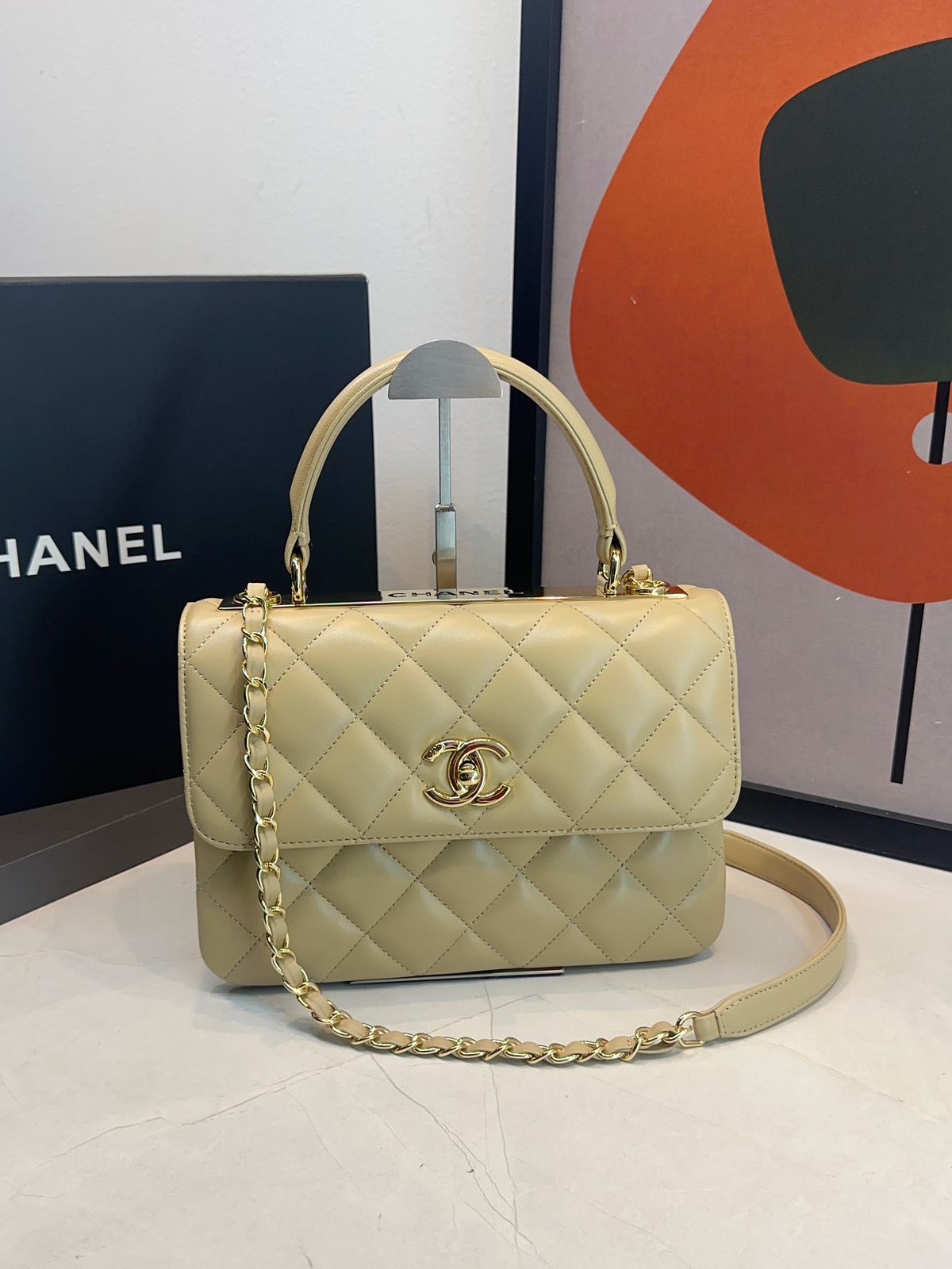 Bolsa Chanel Matelassê com Aba - Imagem 70