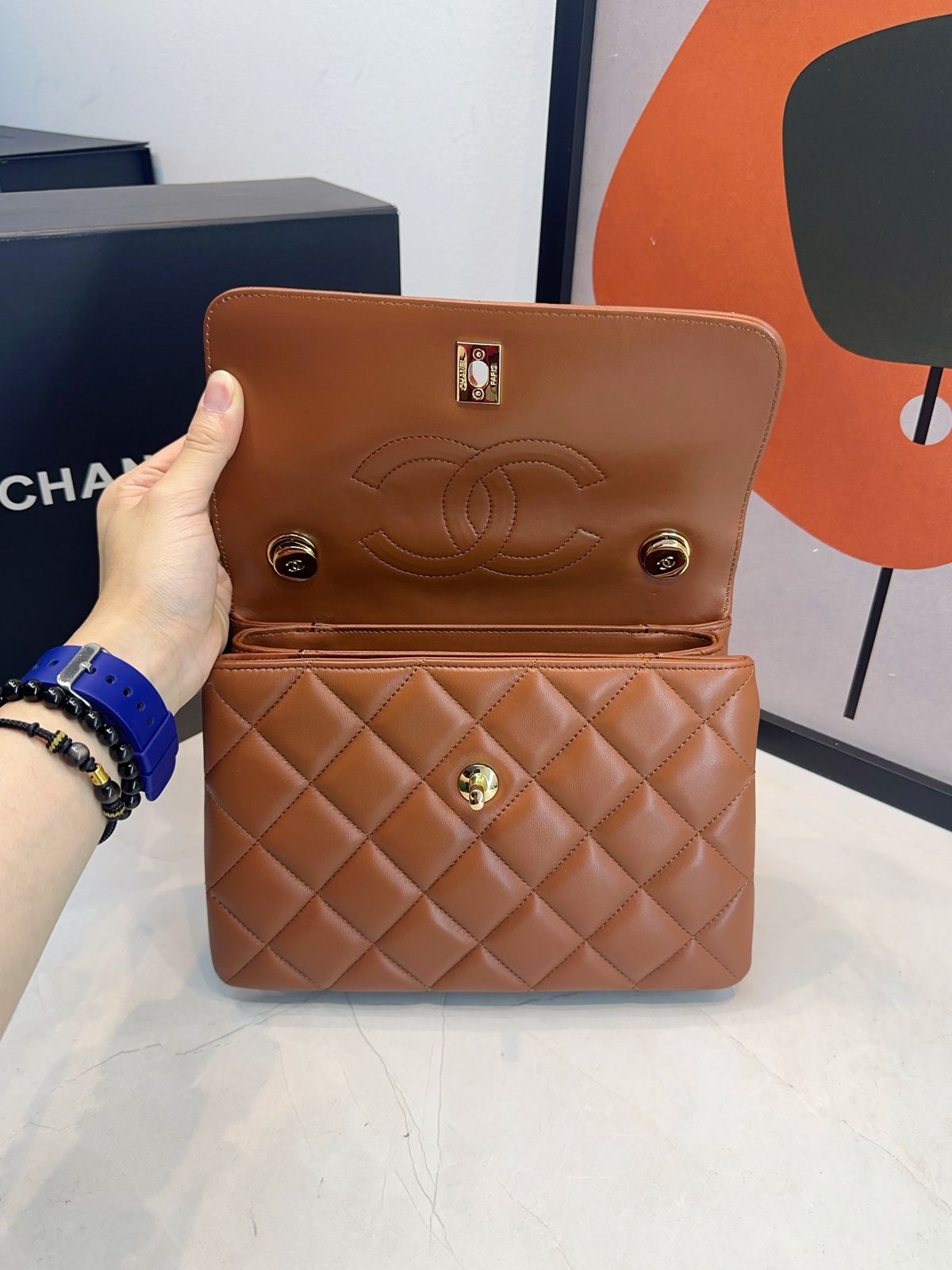 Bolsa Chanel Matelassê com Aba - Imagem 86