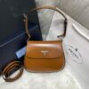 Bolsa Prada Cleo com Aba - Marrom