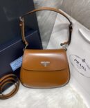 Bolsa Prada Cleo com Aba - Marrom