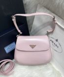 Bolsa Prada Cleo com Aba - Rosa Claro