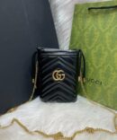 Bolsa GG Bucket Marmont Mini - Preto/Dourado