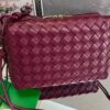 Bolsa Bottega Veneta Intrecciato Loop- Cereja