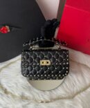 Bolsa Valentino Rockstud Spike - Preto/Dourado