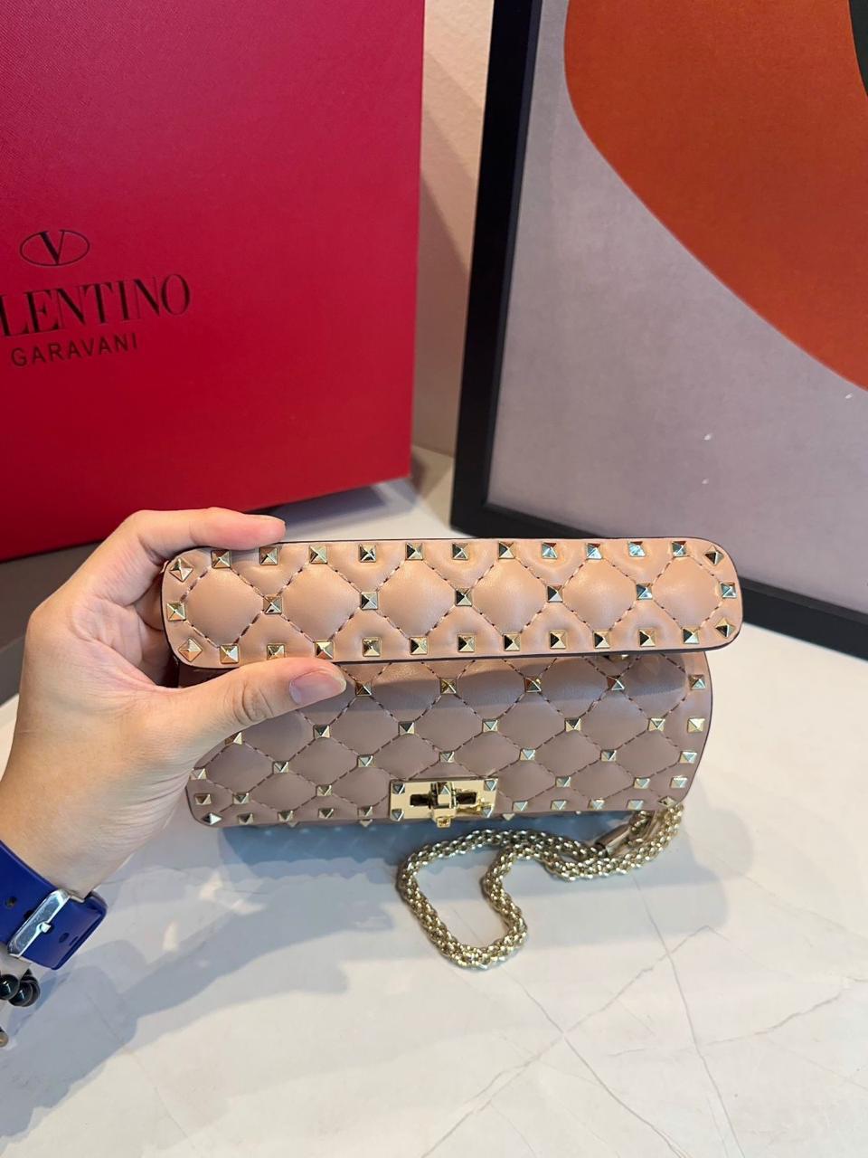 Bolsa Valentino Rockstud Spike - Imagem 57