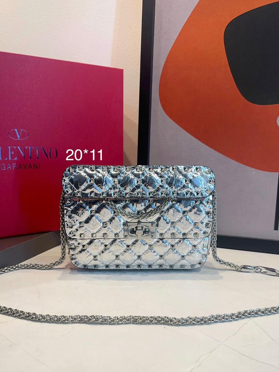 Bolsa Valentino Rockstud Spike - Imagem 62