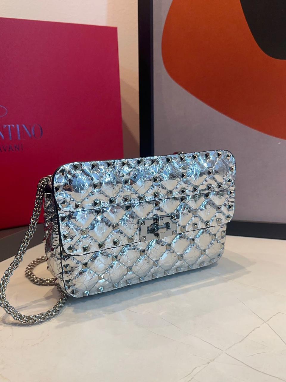 Bolsa Valentino Rockstud Spike - Imagem 69