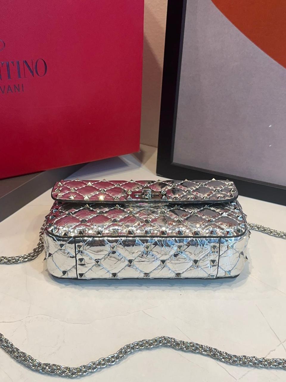 Bolsa Valentino Rockstud Spike - Imagem 70