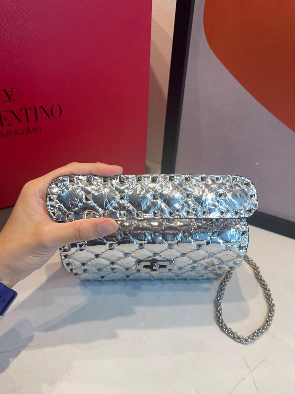 Bolsa Valentino Rockstud Spike - Imagem 65