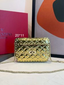 Bolsa Valentino Rockstud Spike - Dourado