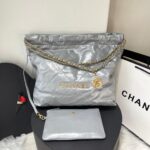 Bolsa Chanel 22 Grande - Cinza Claro