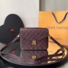 Bolsa LV Pochette Métis Empreinte - Roxo