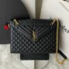 Bolsa Saint Laurent Envelope Matelassê Grain de Poudre - Preto/Dourado