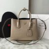 Bolsa Prada Double G Saffiano - Bege