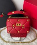 Bolsa Valentino Roman Stud Nappa - Vermelho/Dourado