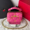 Bolsa Valentino Roman Stud Nappa - Rosa/Dourado