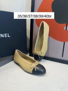 Sapatilha Ballerina Chanel-Bege/Preto