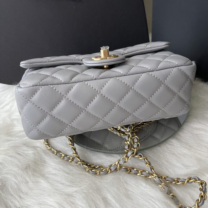 Bolsa Chanel Flap Mini - Image 12