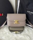 Bolsa Celine Classic Triomphe - Bege