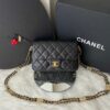 Bolsa Chanel Mini Texturizada - Preto/Dourado