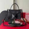 Bolsa Valentino Garavani Min One - Preto