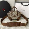 Bolsa Gucci Duffle P Interlocking - bege/Marrom