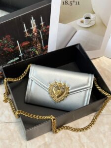 Bolsa Dolce Gabbana Devotion Transversal Pequena - Prata